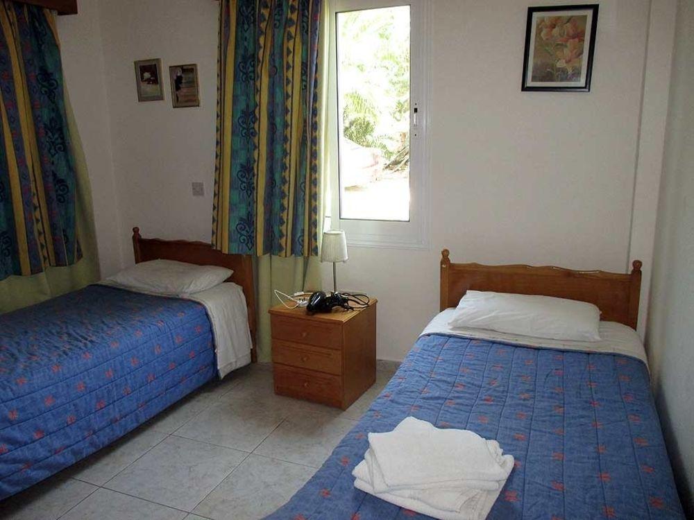 Rododafni Villas Klorakas Esterno foto