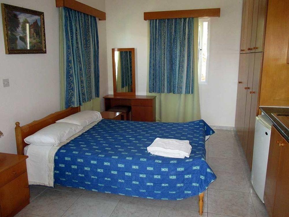 Rododafni Villas Klorakas Esterno foto