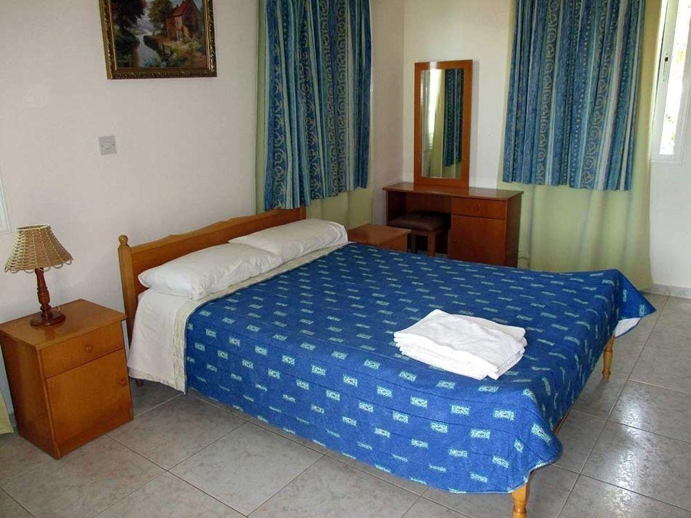 Rododafni Villas Klorakas Esterno foto