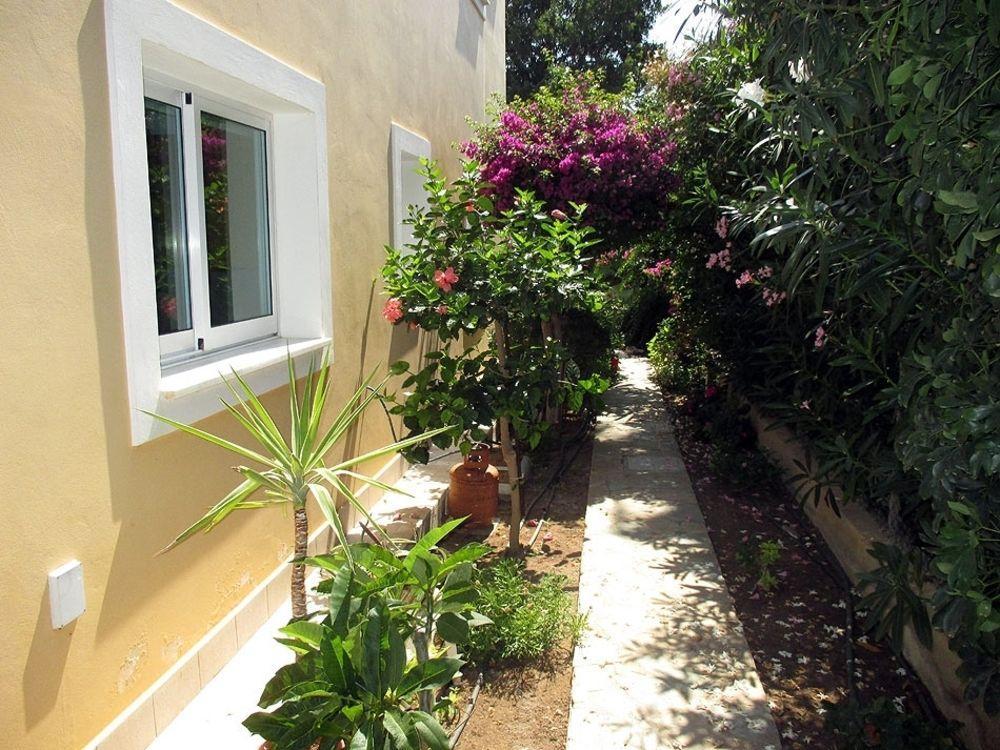 Rododafni Villas Klorakas Esterno foto